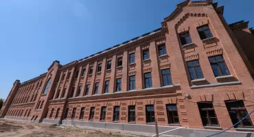 Mieszkania są, kluczy brak - koszarowy węzeł gordyjski