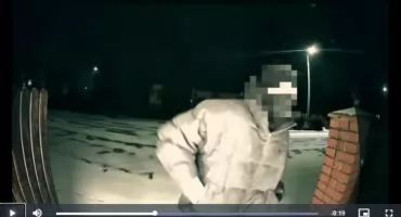 U sąsiadów: Romantyzm ekstremalny. Ukradł kwiaty z automatu, teraz czeka na wyrok 