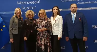 Medale od Prezydenta RP dla pułtuskich pedagogów