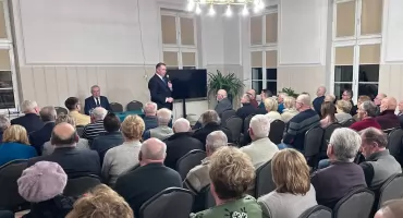 Między cudem a węglem – polityczny wieczór w Pułtusku