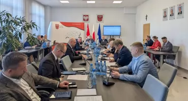 Ważna sesja rady powiatu - relacja na żywo - aktualizowana