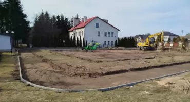 Obryte: Ruszyła budowa nowoczesnego placu zabaw