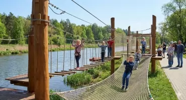 Park linowy nad Narwią? Radny Adam Ciskowski zapowiada złożenie projektu do Budżetu Obywatelskiego