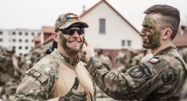 Srebrne ostrogi dla żołnierzy 5 MBOT