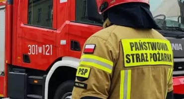 Wyścig z czasem. Strażacy uratowali starszą kobietę