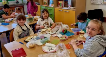  Zdrowo, kolorowo, pomysłowo – kulinarna lekcja w Pniewie