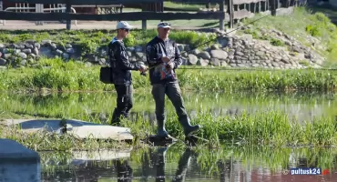 Majówka nad wodą: kto przechytrzy szczupaka?