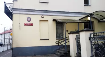 Brutalny napad na 84-letnią kobietę. 27-letni Wojciech K. zatrzymany, 43-letni Paweł W. wciąż na wolności