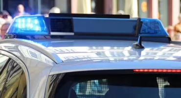 Brutalny atak butelką w Pułtusku. Napastnik trafił do aresztu