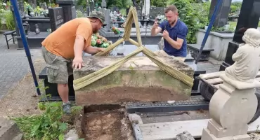 Rozpoczął się remont wyjątkowego nagrobka z XIX wieku