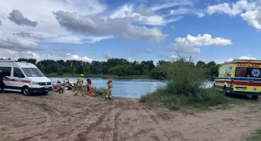 Mężczyzna zniknął pod wodą w Narwi! Trwa akcja poszukiwawcza w Pułtusku