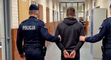 27-latek z Pułtuska pobił ochroniarza dla czekoladek za 80 zł 