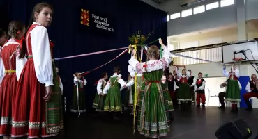W hołdzie tradycjom Puszczy Białej. Festiwal Zespołów Ludowych po raz pierwszy (oby nie ostatni)