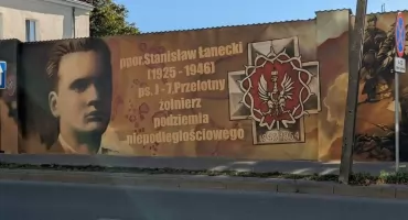 Nowy mural na murze dawnego pułtuskiego więzienia