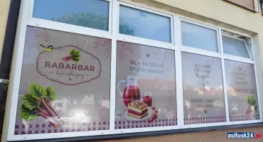 Tradycyjne obiady i świetne ceny. Sprawdź, ile zapłacisz w nowym barze „Rabarbar”